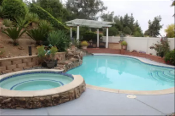 El Cajon, CA 92019,2084 Wind River Road