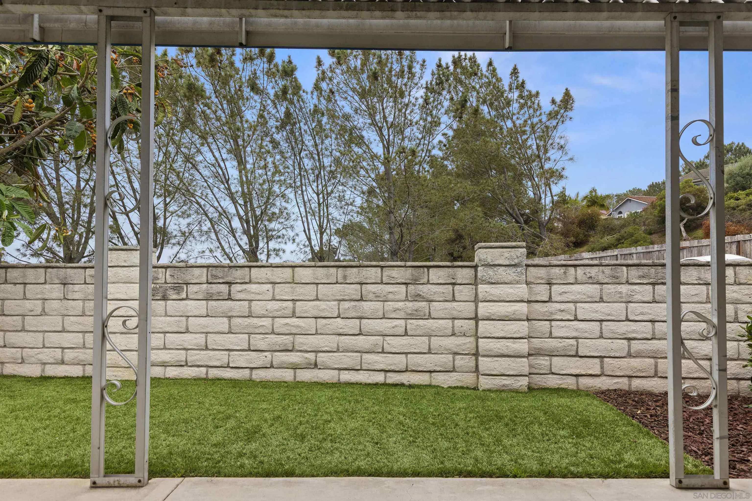 Encinitas, CA 92024,350 N El Camino Real #18