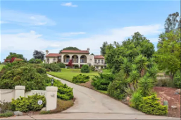 12982 Polvera Ct, San Diego, CA 92128