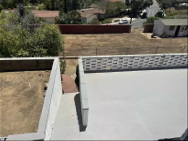 El Cajon, CA 92020,874 Hacienda Drive