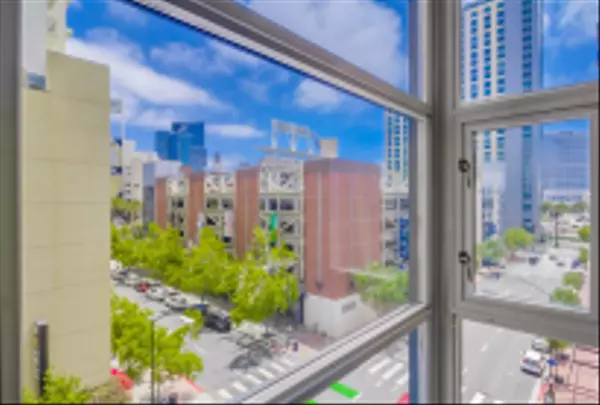 San Diego, CA 92101,530 K St #513