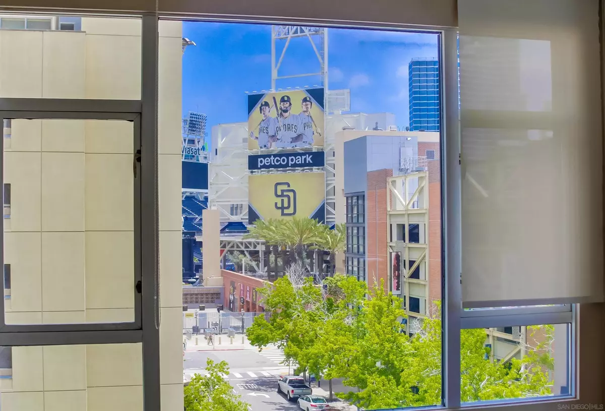 San Diego, CA 92101,530 K St #513