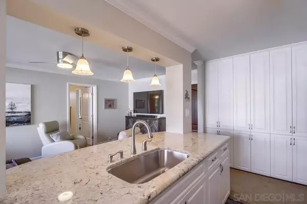San Diego, CA 92109,1235 Parker Place #2H