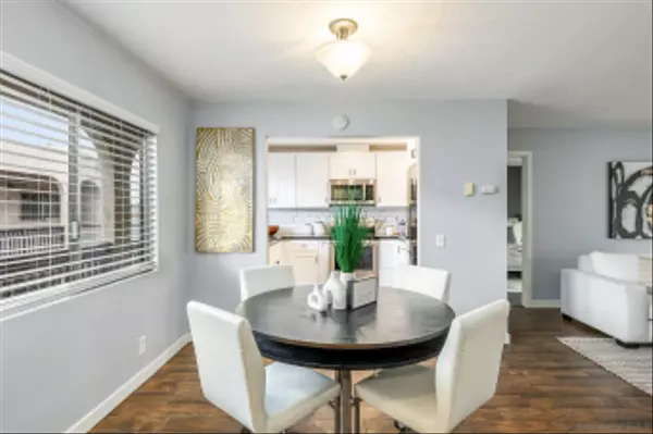 San Diego, CA 92117,2727 Morena Blvd #309