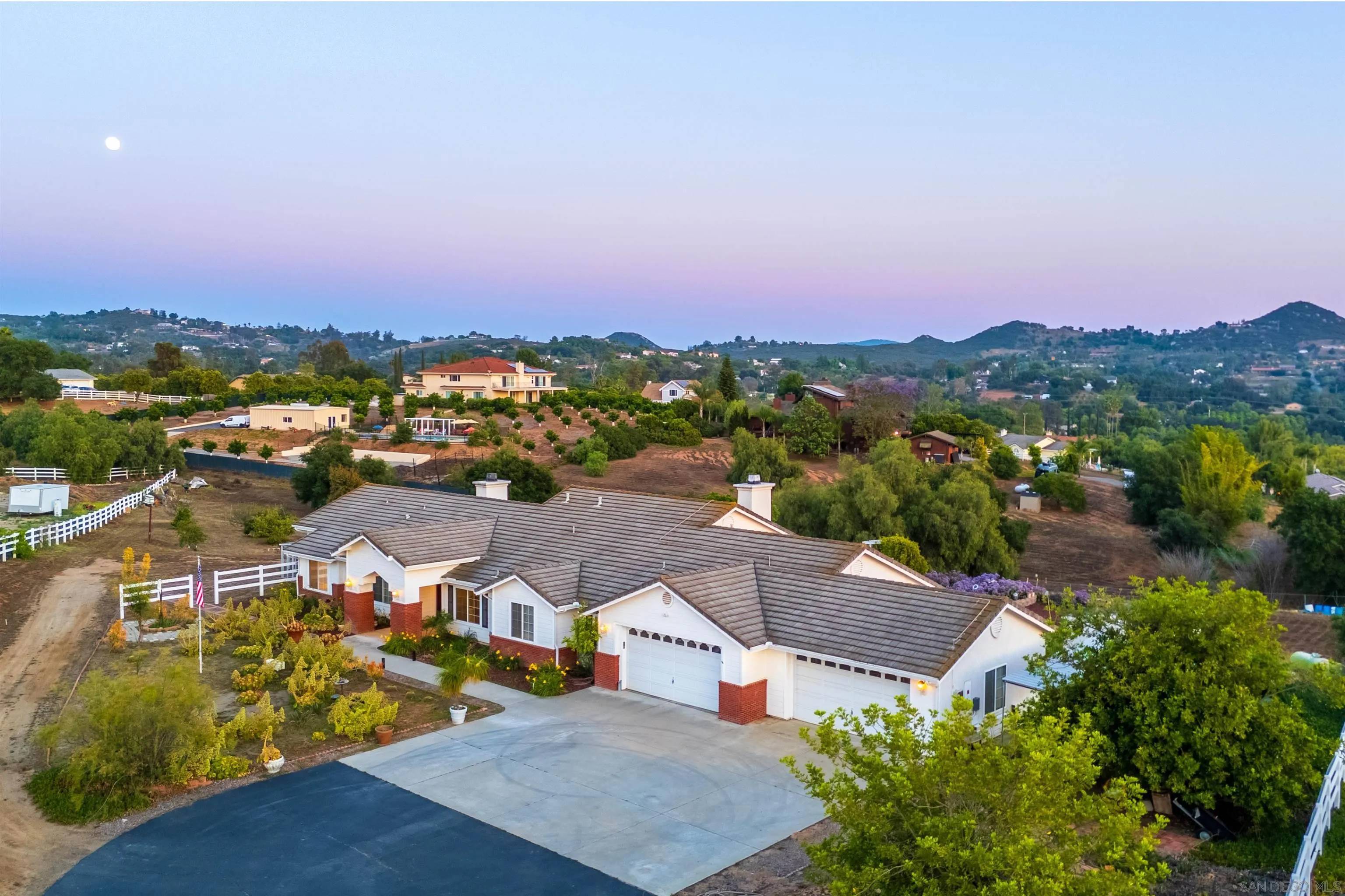 Valley Center, CA 92082,31113 North Star Way