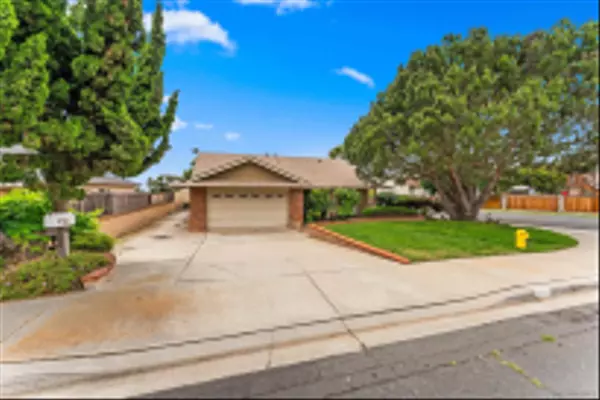 Carlsbad, CA 92008,4005 Royal Dr