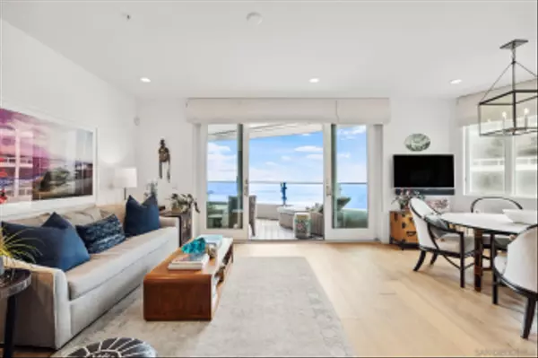 6767 Neptune Place #206, La Jolla, CA 92037