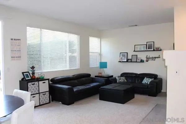 Carlsbad, CA 92009,6464 Terraza Portico