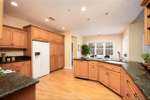 Pine Valley, CA 91962,7570 Corte Madera Rd