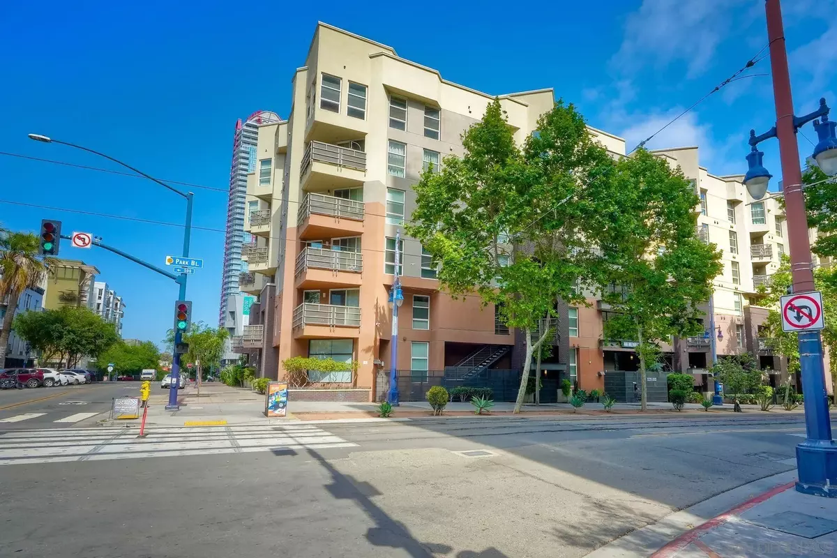 San Diego, CA 92101,1225 Island Ave #617