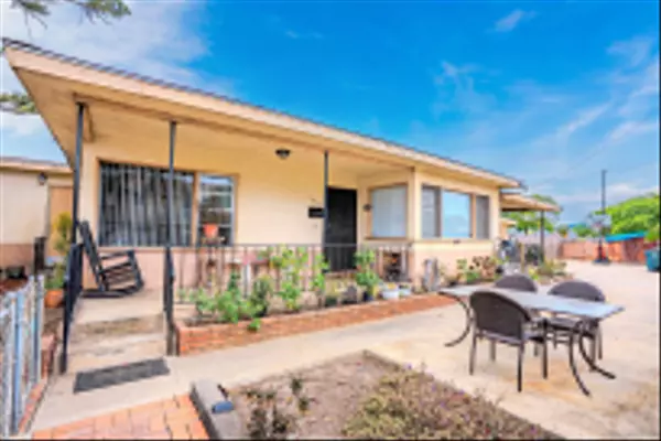 Imperial Beach, CA 91932,1216-1216 1/2 11th St.