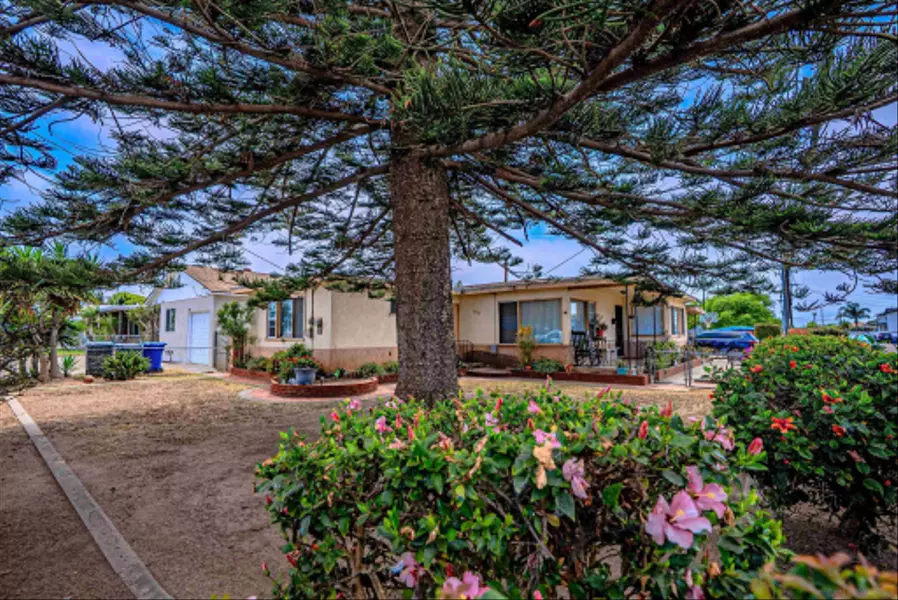 1216-1216 1/2 11th St., Imperial Beach, CA 91932