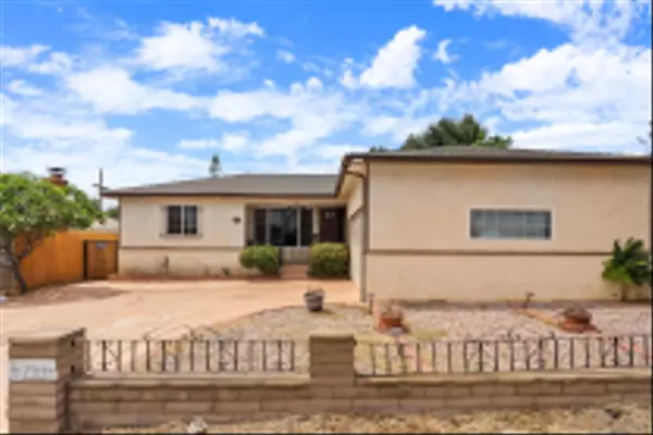 San Diego, CA 92139,5750 Roanoke St