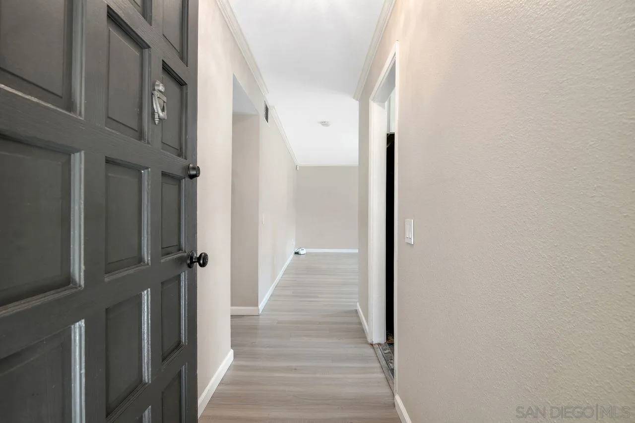San Diego, CA 92127,17105 W Bernardo Dr #107