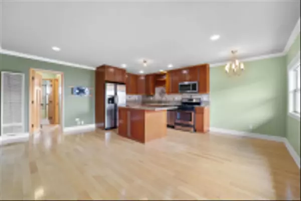 San Diego, CA 92109,1049 Felspar St. #38