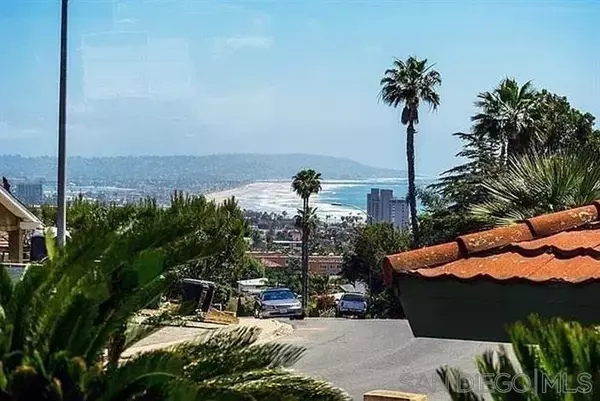 La Jolla, CA 92037,5512 Candlelight Dr