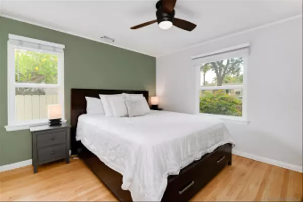 San Diego, CA 92115,4766 Rolando Blvd