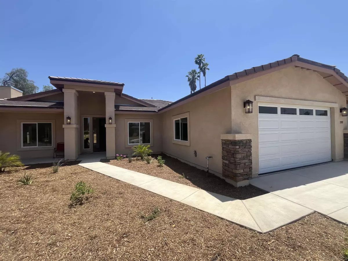 Lakeside, CA 92040,11989 Raceway Lane