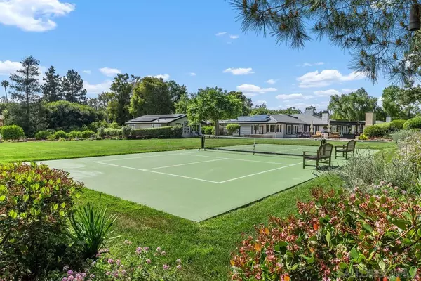 Rancho Santa Fe, CA 92067,6351 Lago Lindo