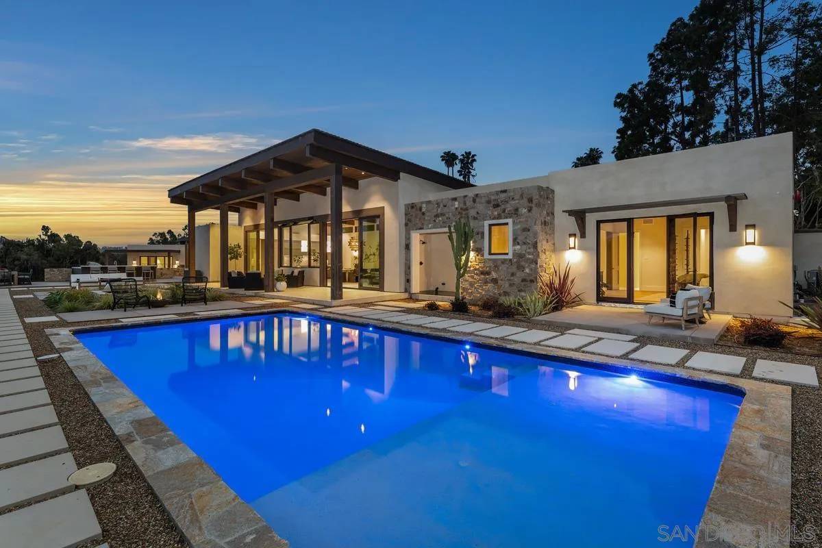 4728 El Aspecto, Rancho Santa Fe, CA 92067