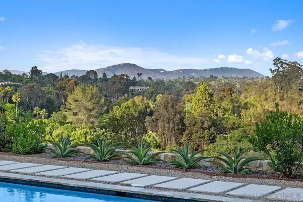 Rancho Santa Fe, CA 92067,4728 El Aspecto