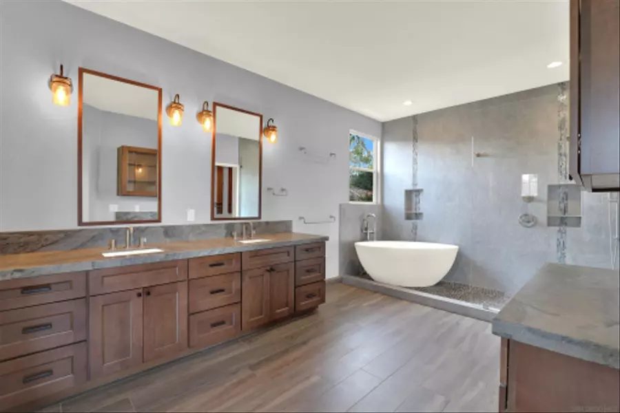 3718 Ruette San Raphael, San Diego, CA 92130