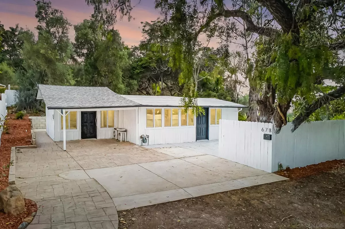 Fallbrook, CA 92028,678 Robby Way