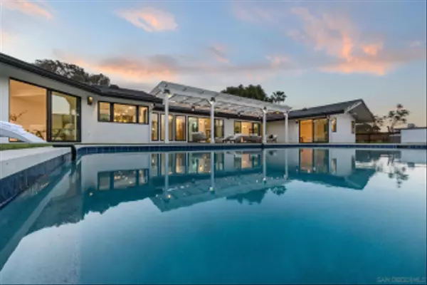La Jolla, CA 92037,2975 Woodford Drive