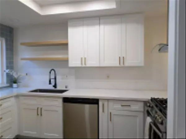 San Diego, CA 92105,4950 Lantana Dr #2