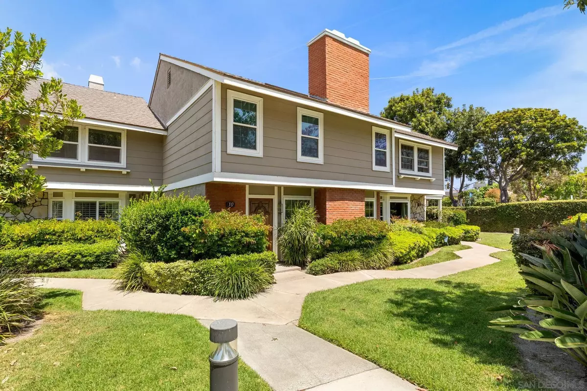 Irvine, CA 92620,10 Pendelton