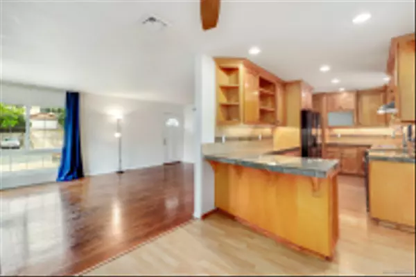 La Mesa, CA 91942,6040 Amaya Dr