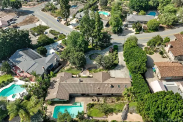 El Cajon, CA 92020,11534 Rolling Hills Dr