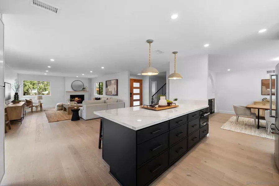 7645 Calle Madero, Carlsbad, CA 92009