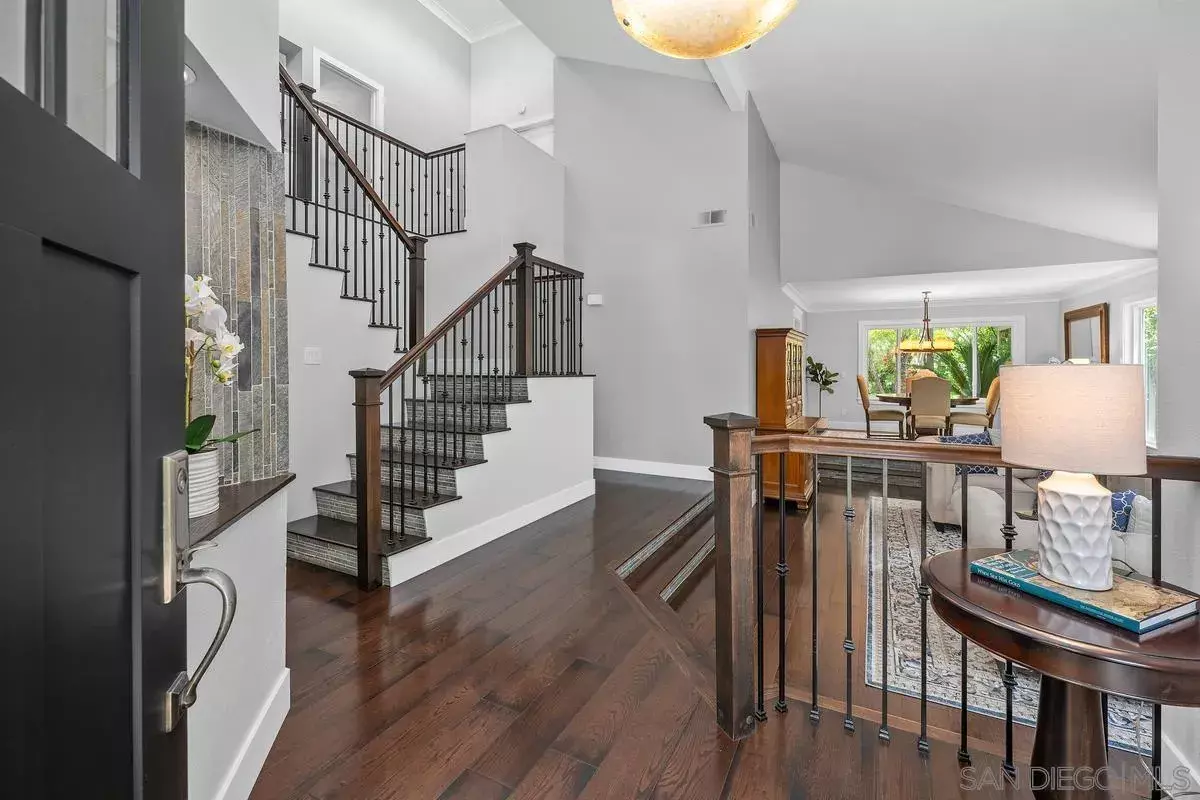 San Diego, CA 92131,12516 Rougemont Pl