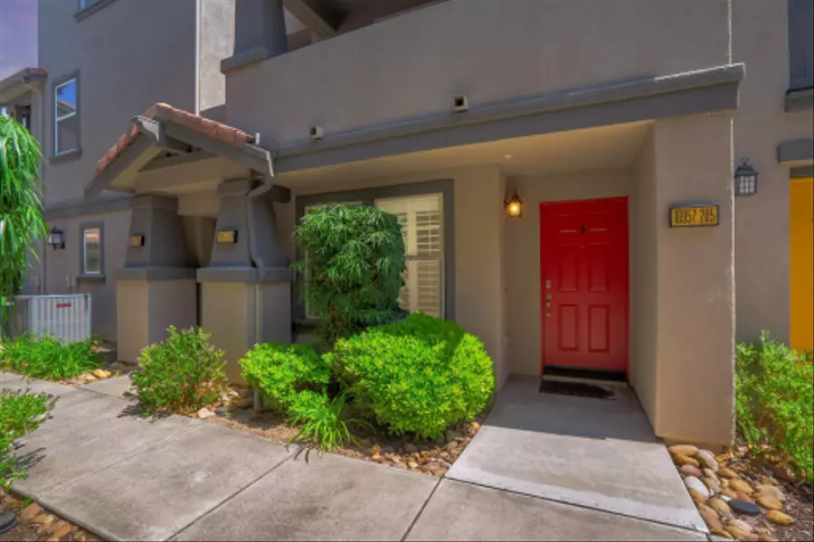 16957 Laurel Hill Ln 205 #205, San Diego, CA 92127