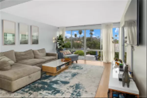 4944 Cass St. #407, San Diego, CA 92109