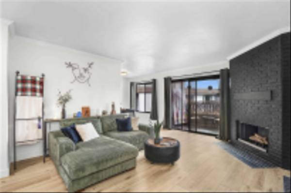 3213 Midway Drive #806, San Diego, CA 92110