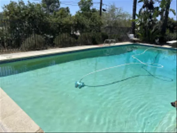 Escondido, CA 92025,1190 Robertson Dr