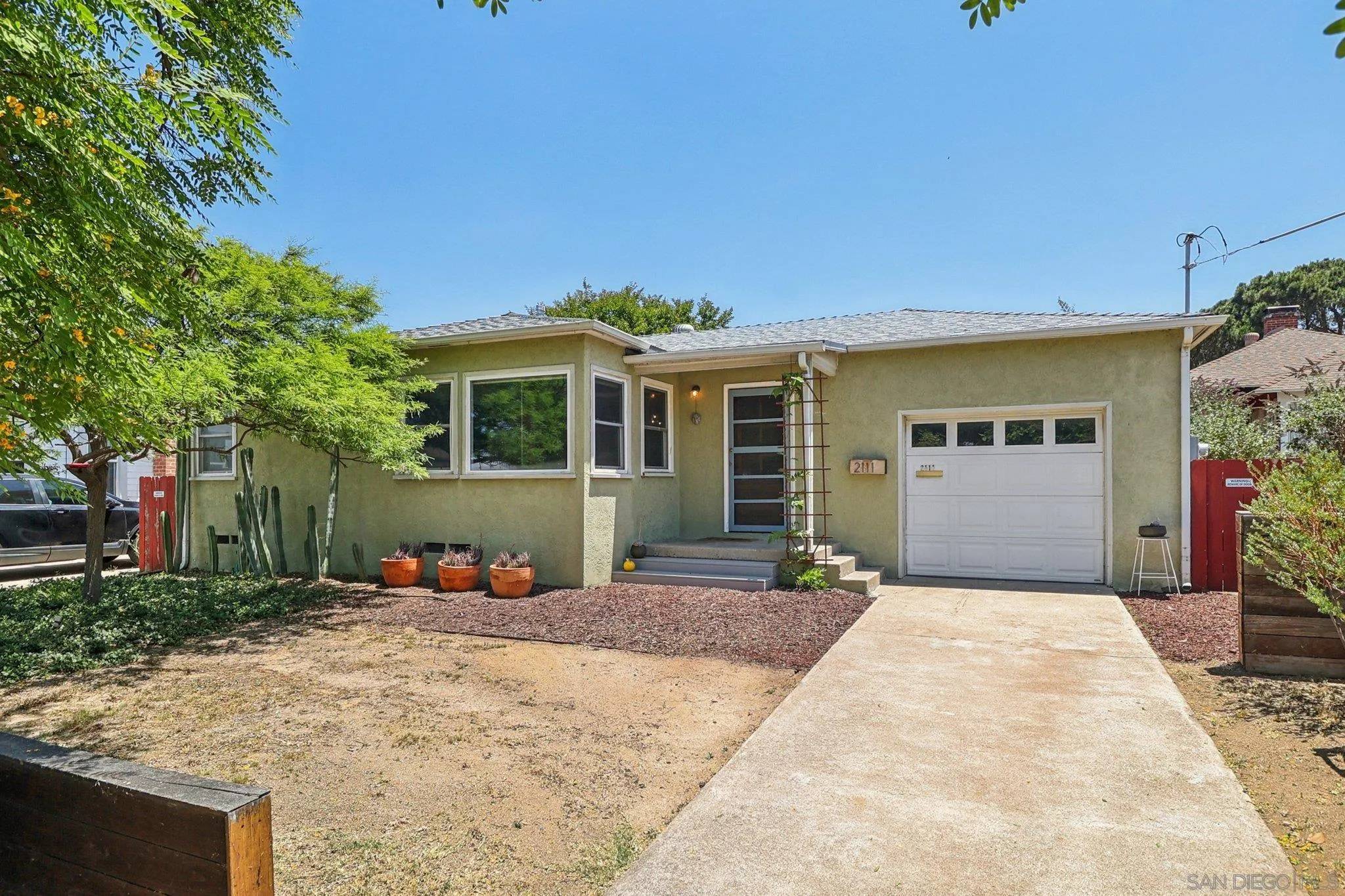 National City, CA 91950,2111 O Avenue