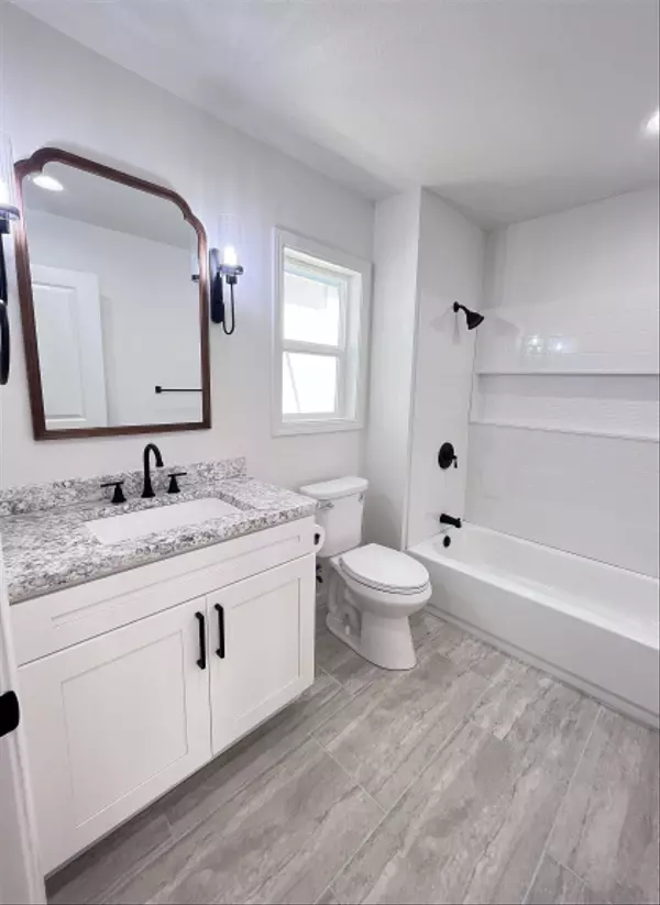 Oceanside, CA 92057,3621 Vista Campana S #86
