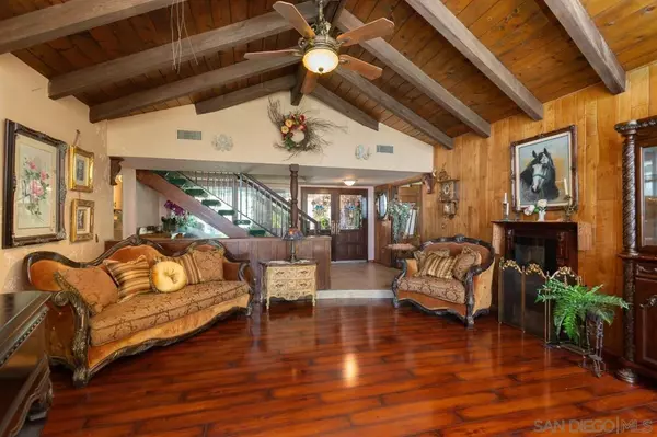 El Cajon, CA 92020,11339 Rolling Hills Dr