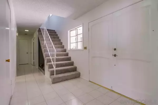 San Diego, CA 92115,4711 ASHBY ST