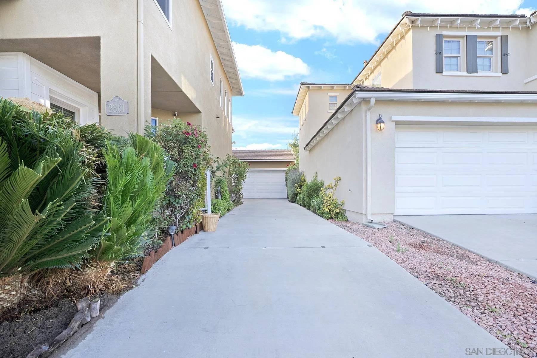 Chula Vista, CA 91915,2361 porch swing st