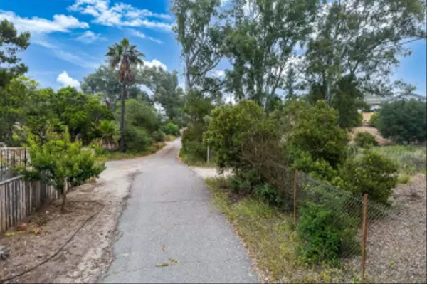 Fallbrook, CA 92028,0 Rainbow Heights Rd #0