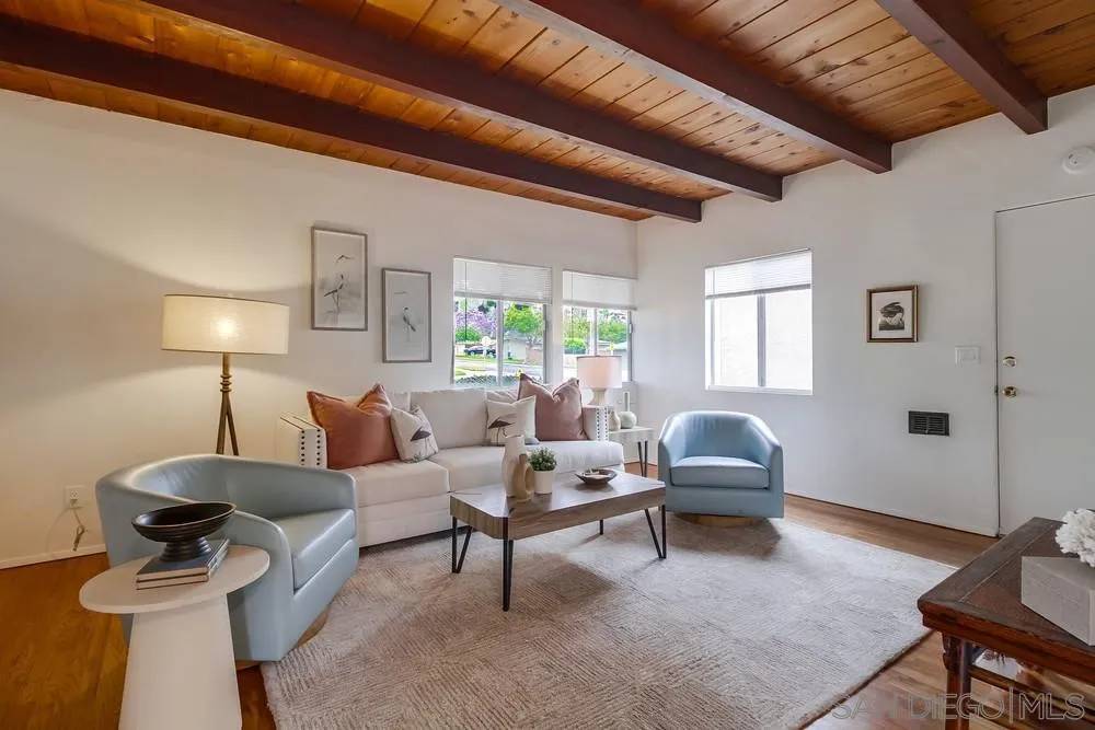 San Diego, CA 92109,2275 Emerald St