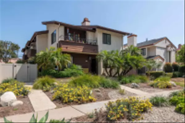 1828 Diamond St #1, San Diego, CA 92109