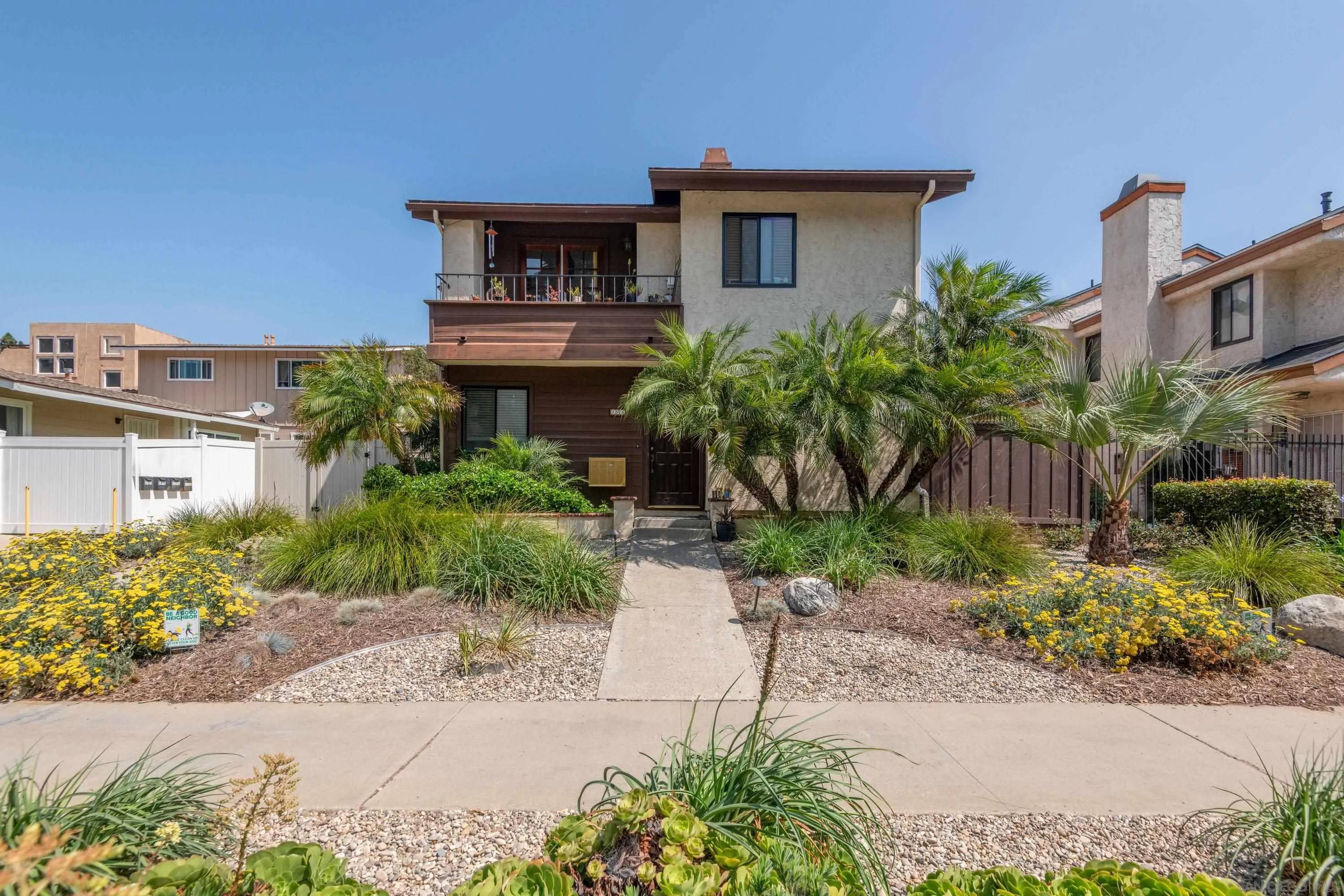 San Diego, CA 92109,1828 Diamond St #1