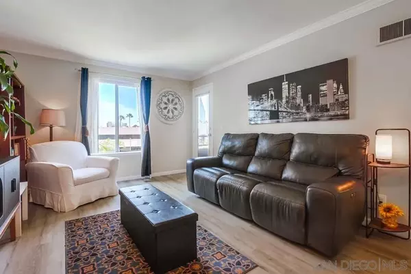 San Diego, CA 92122,8889 Caminito Plaza Centro #7306