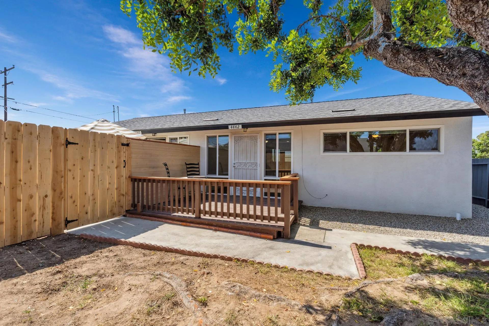 4440-42 Clairemont Dr, San Diego, CA 92117