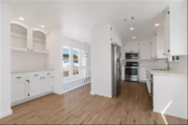 Encinitas, CA 92024,559 4TH STREET West